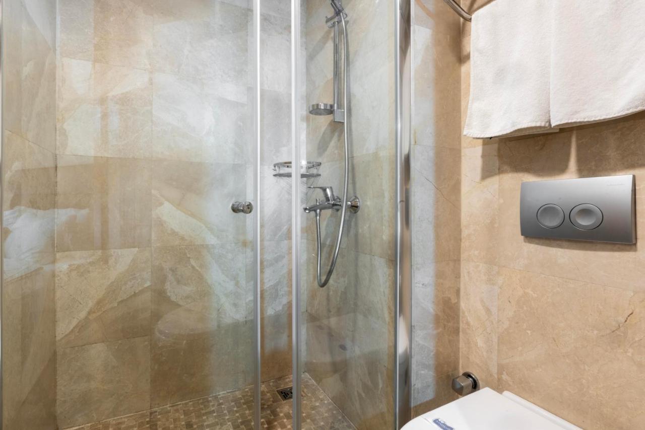 6 Apartment Galata Istanboel Buitenkant foto